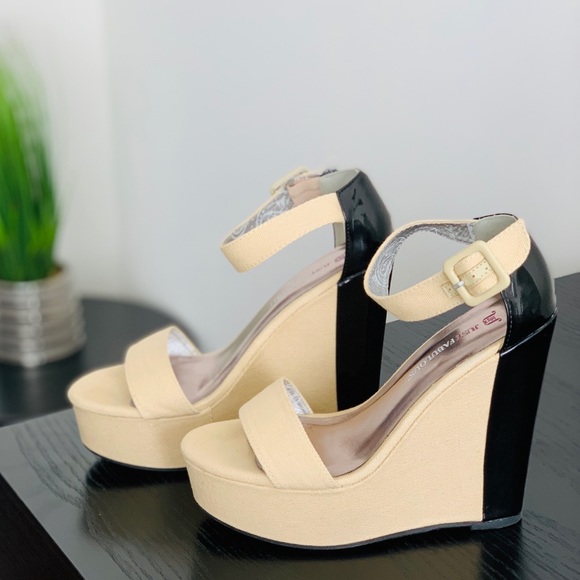 *DONATED* JustFab ‘Emmeline’ Cream Wedge Heels - Picture 4 of 10